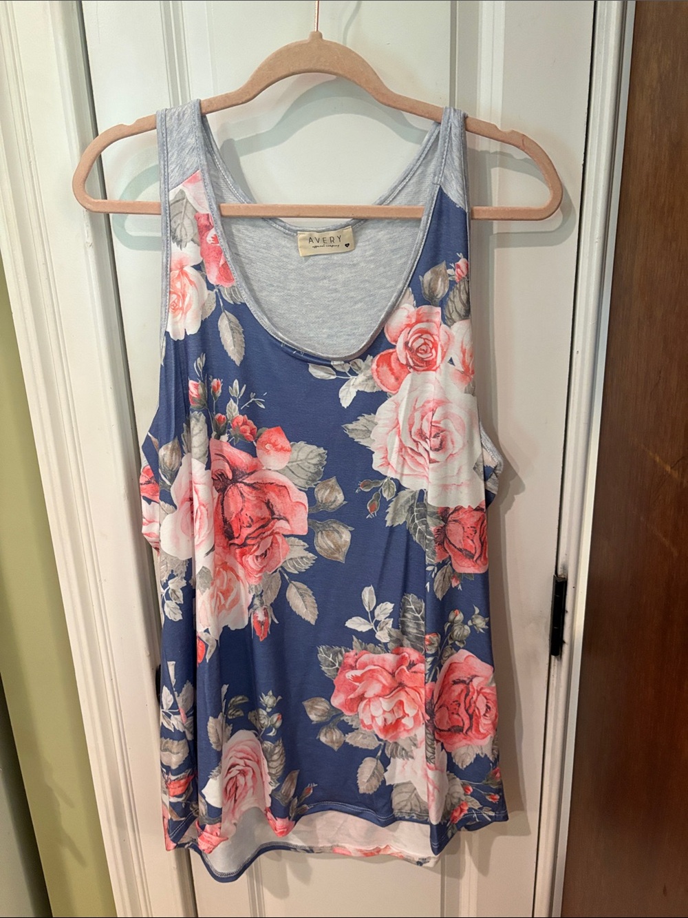 Avery Blue Floral Scoop Neck Tank with Pink Roses new sku TR105